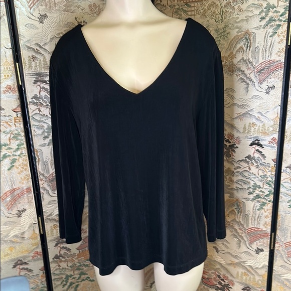 CHICOS TRAVELERS BLACK DOUBLE V-NECK TEA TOP SZ 3 - Picture 1 of 12